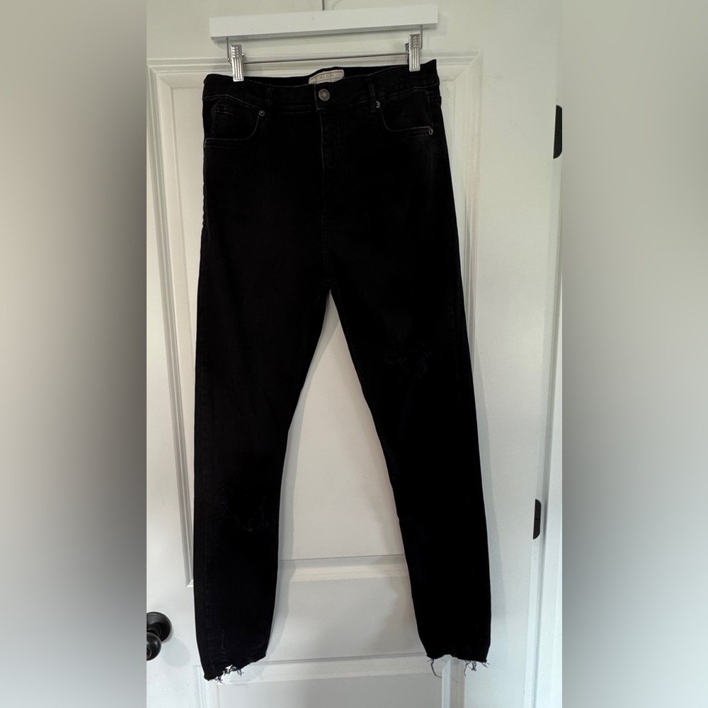 Free People Black High Rise Distressed Skinny Jeans Womens Size 30L